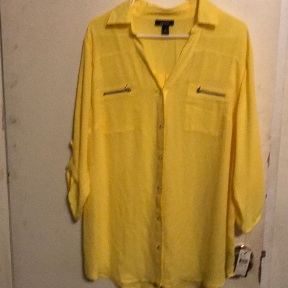 Really cute light weight blouse